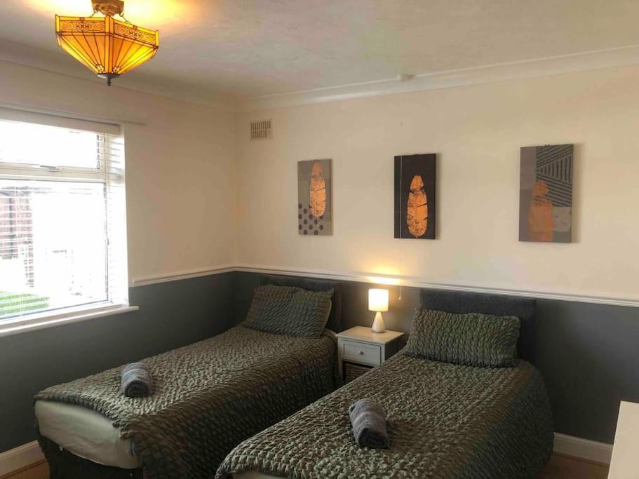 29 Comfort House 2 Bedroom Townhouse With Parking Scunthorpe Eksteriør bilde