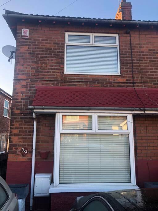 29 Comfort House 2 Bedroom Townhouse With Parking Scunthorpe Eksteriør bilde