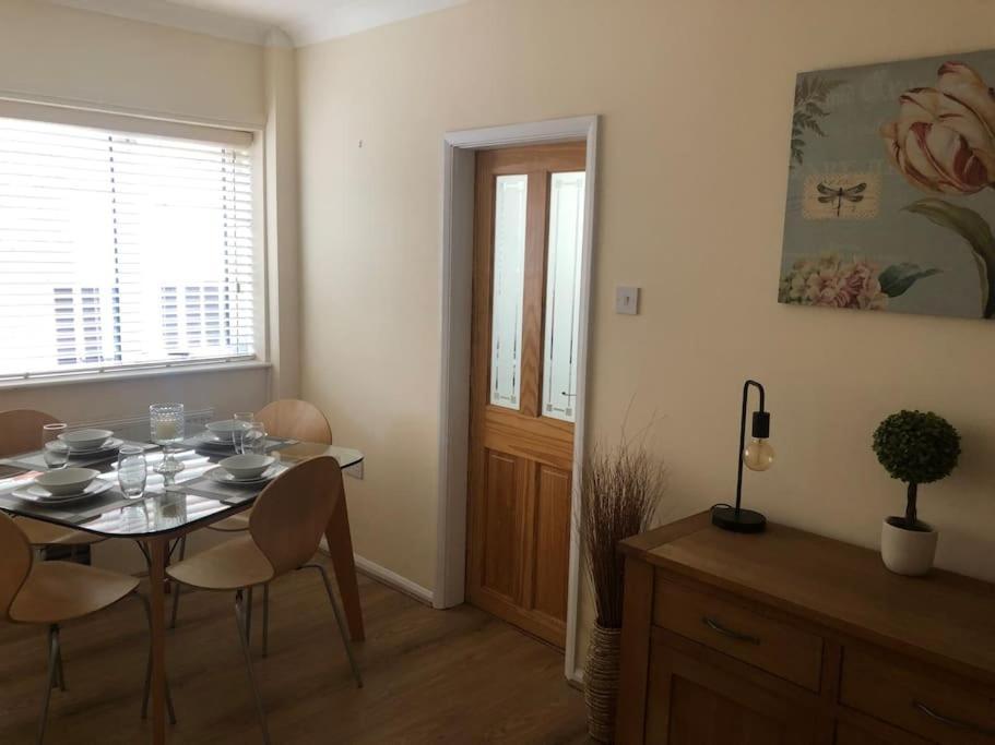 29 Comfort House 2 Bedroom Townhouse With Parking Scunthorpe Eksteriør bilde