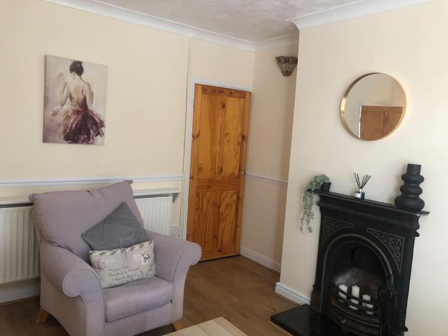 29 Comfort House 2 Bedroom Townhouse With Parking Scunthorpe Eksteriør bilde